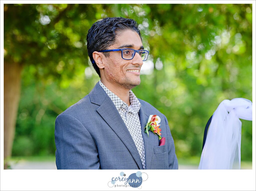Outdoor wedding ceremony in the garden at Hawken Upper School in Gates Mills, Ohio