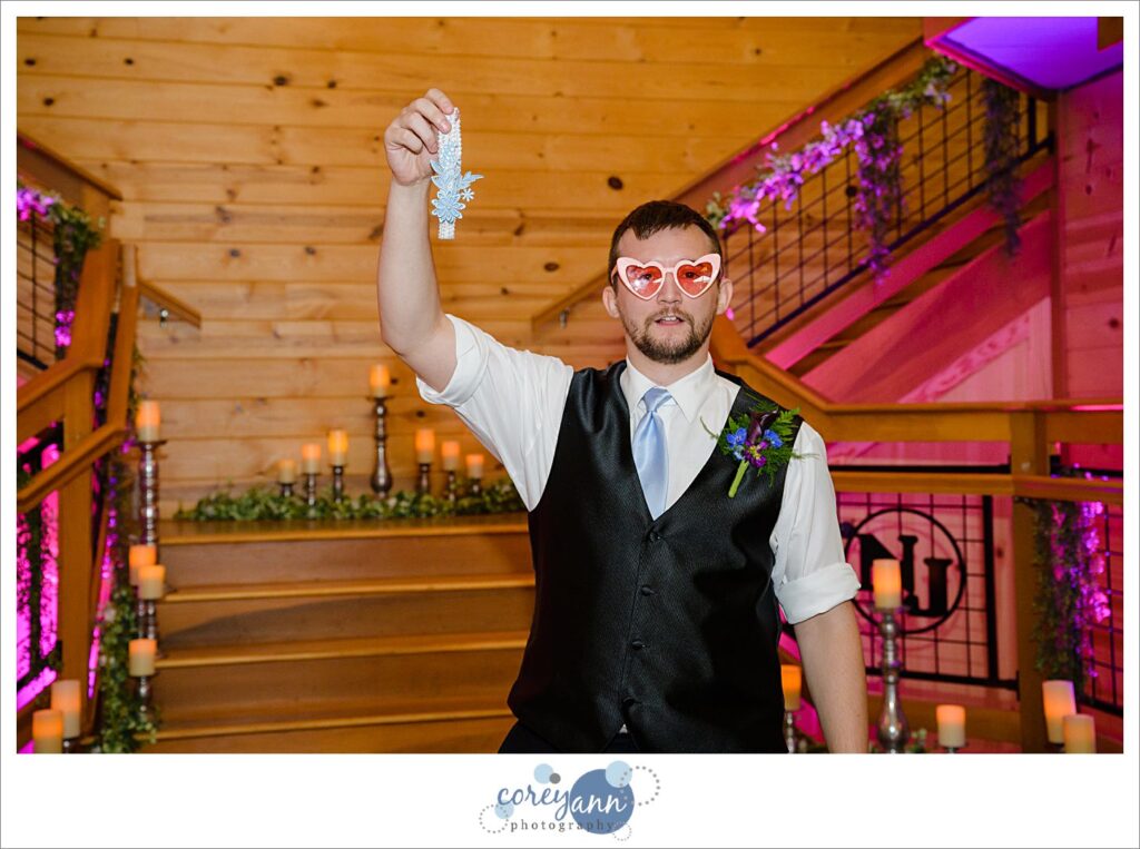 Wedding reception at Nickajack Farms in Ohio