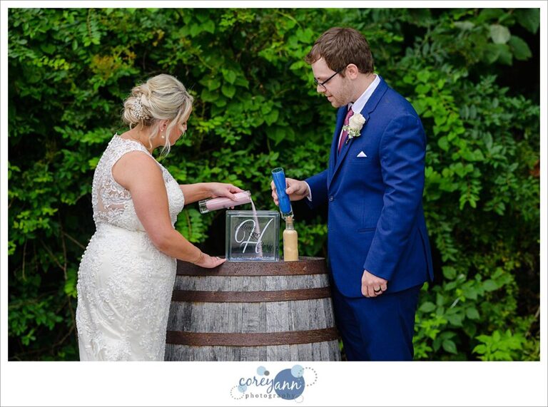 Outdoor wedding ceremony at Barn on Enchanted Acres