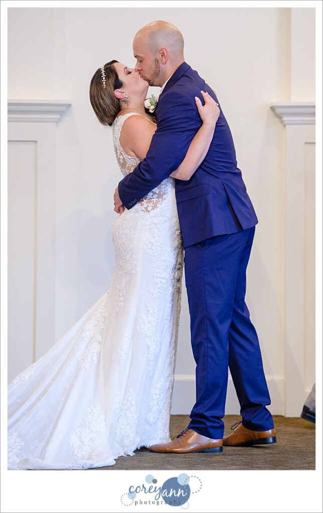 Indoor wedding reception at Whitehall Columbia in Columbia Station Ohio