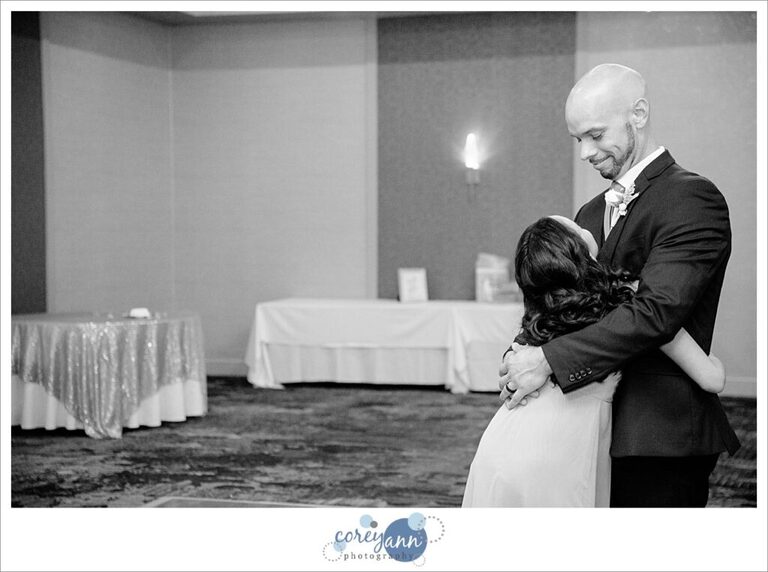 Wedding reception in August at Holiday Inn in Independence Ohio