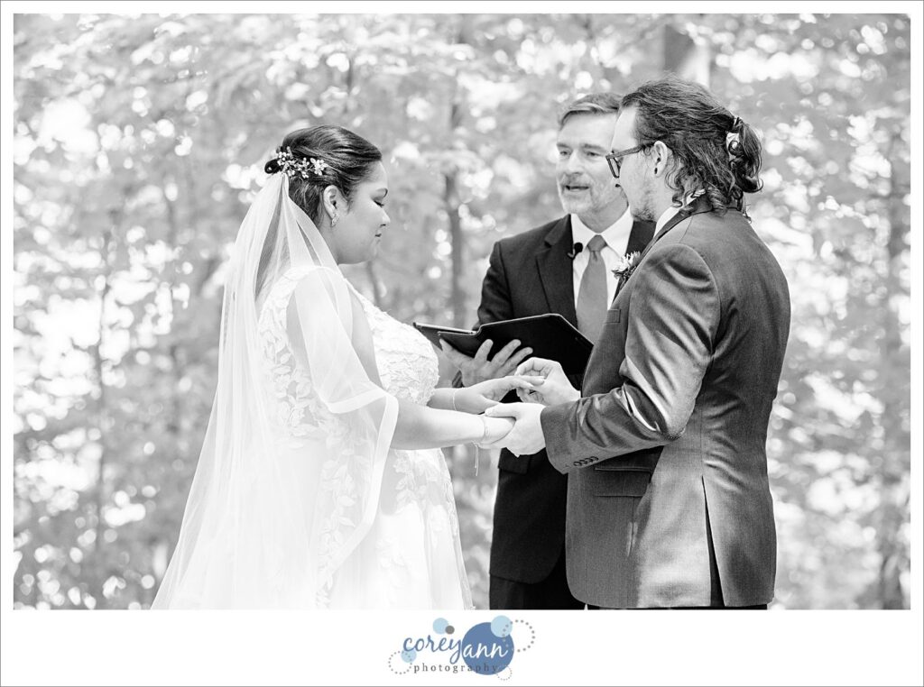 Summer outdoor wedding ceremony at Manakiki Golf Course in Willoughby Ohio