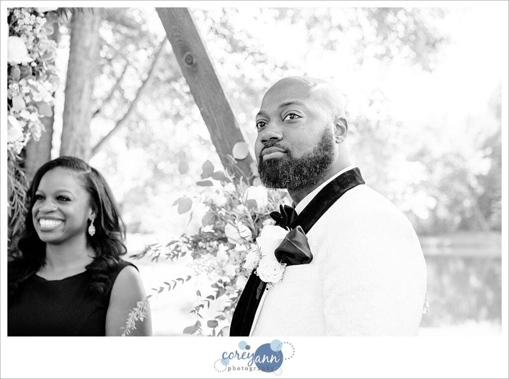 Wedding ceremony at Sun Valley Ohio