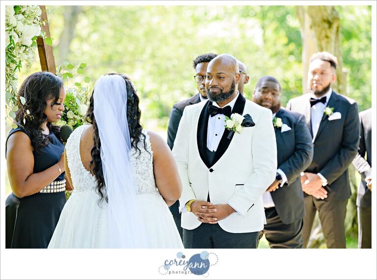 Late August Summer wedding ceremony at Sun Valley Ohio