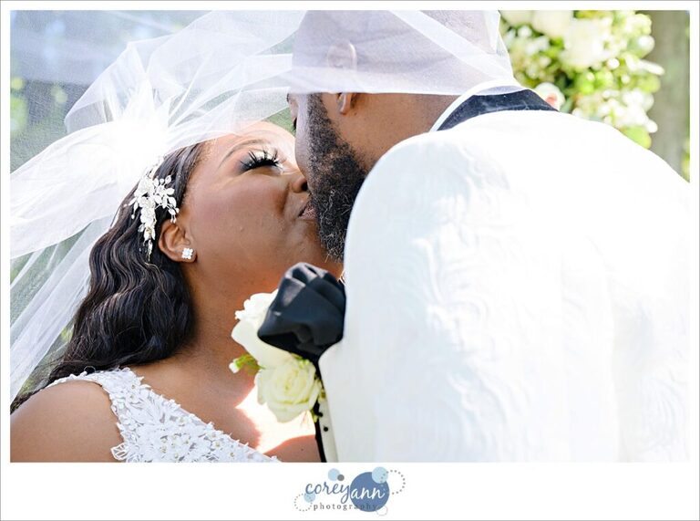 Wedding portraits at Sun Valley Ohio