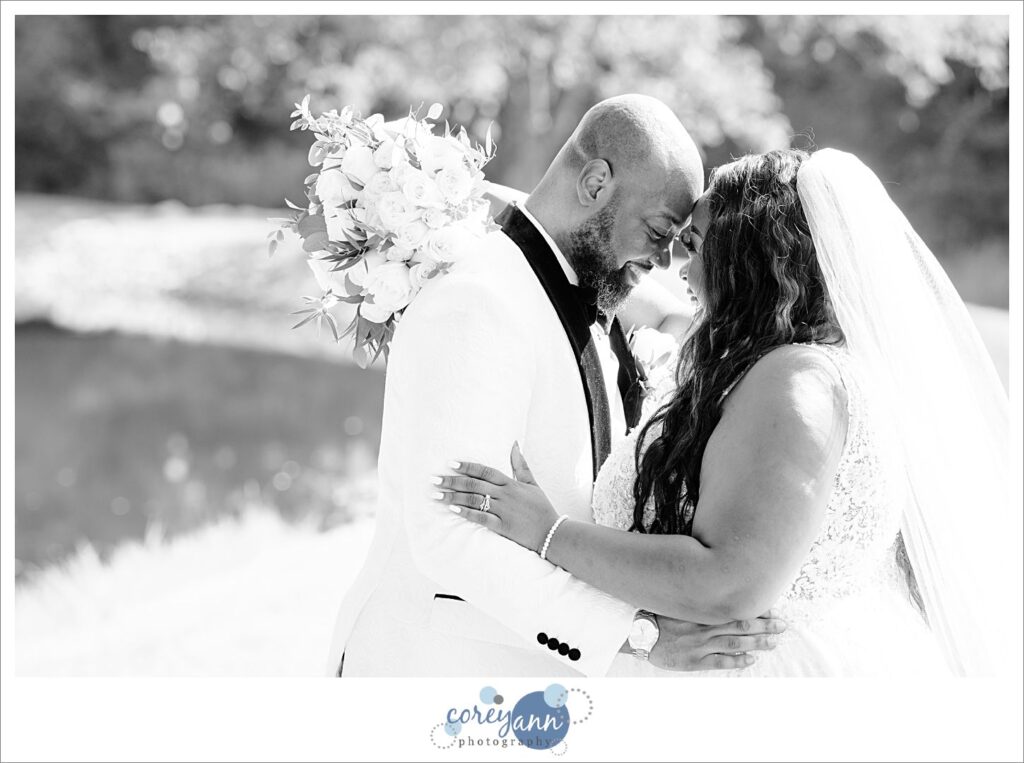Sun Valley Ohio afternoon wedding portraits with Bride and Groom