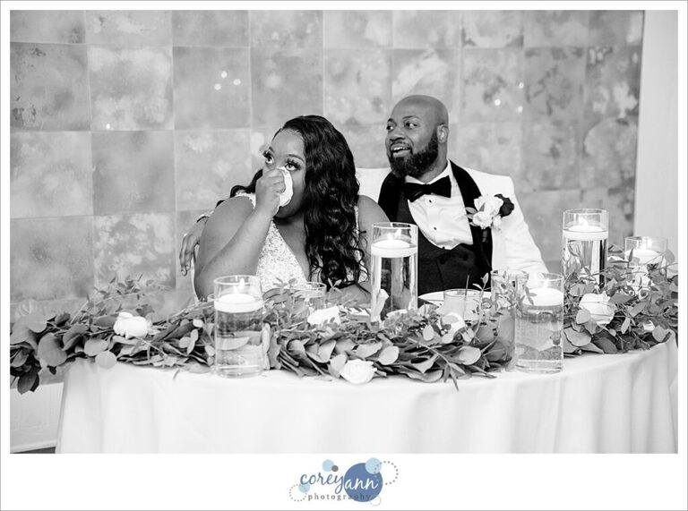 August wedding reception at Sun Valley in Chagrin Falls Ohio