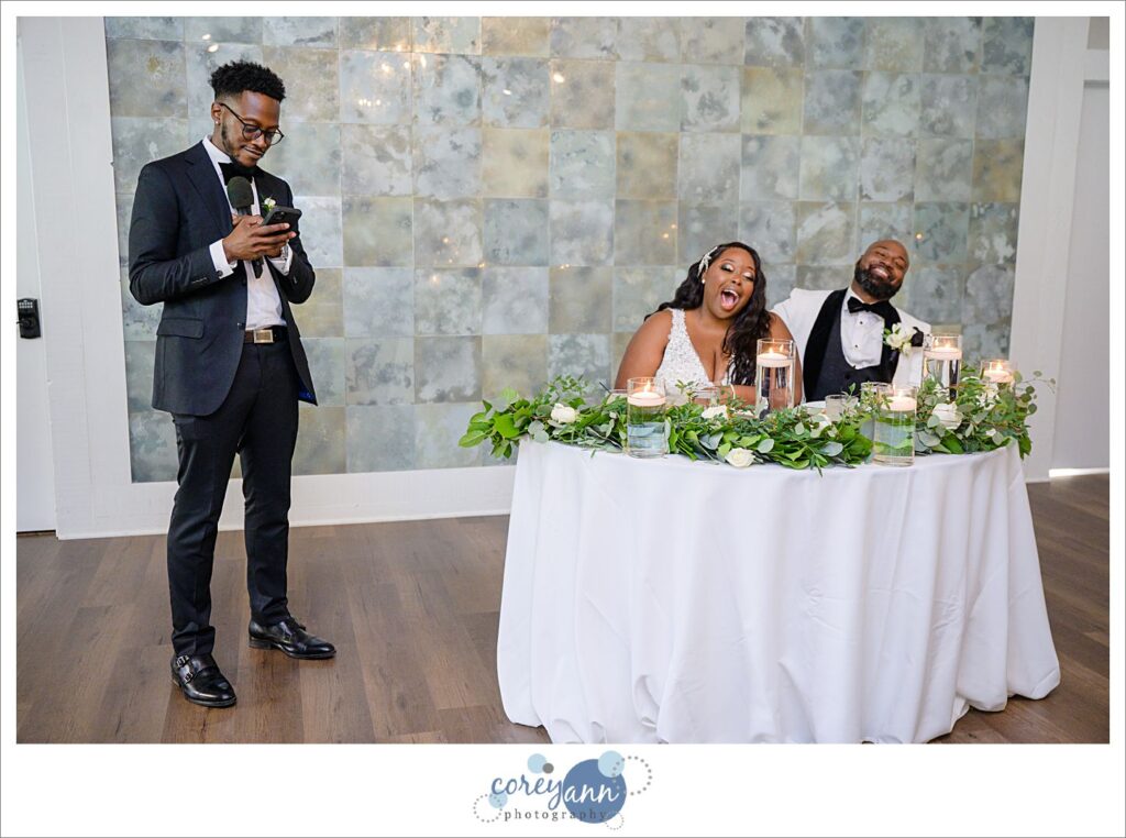 August wedding reception at Sun Valley in Chagrin Falls Ohio