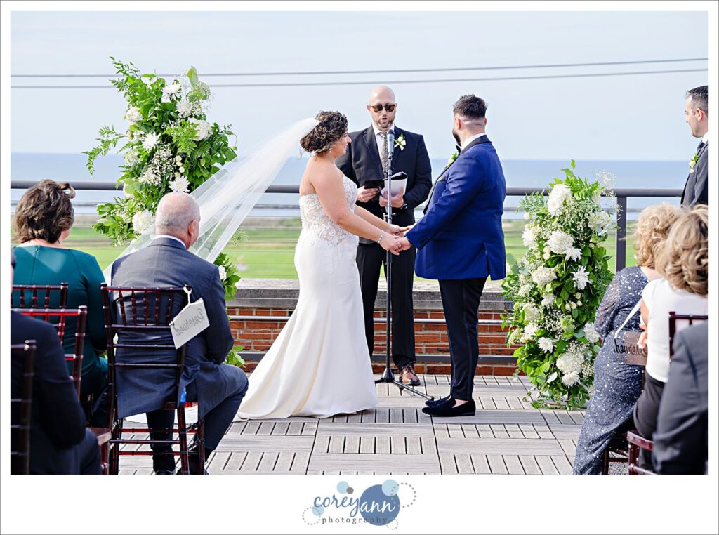 Wedding ceremony on the rooftop at Ariel International Center