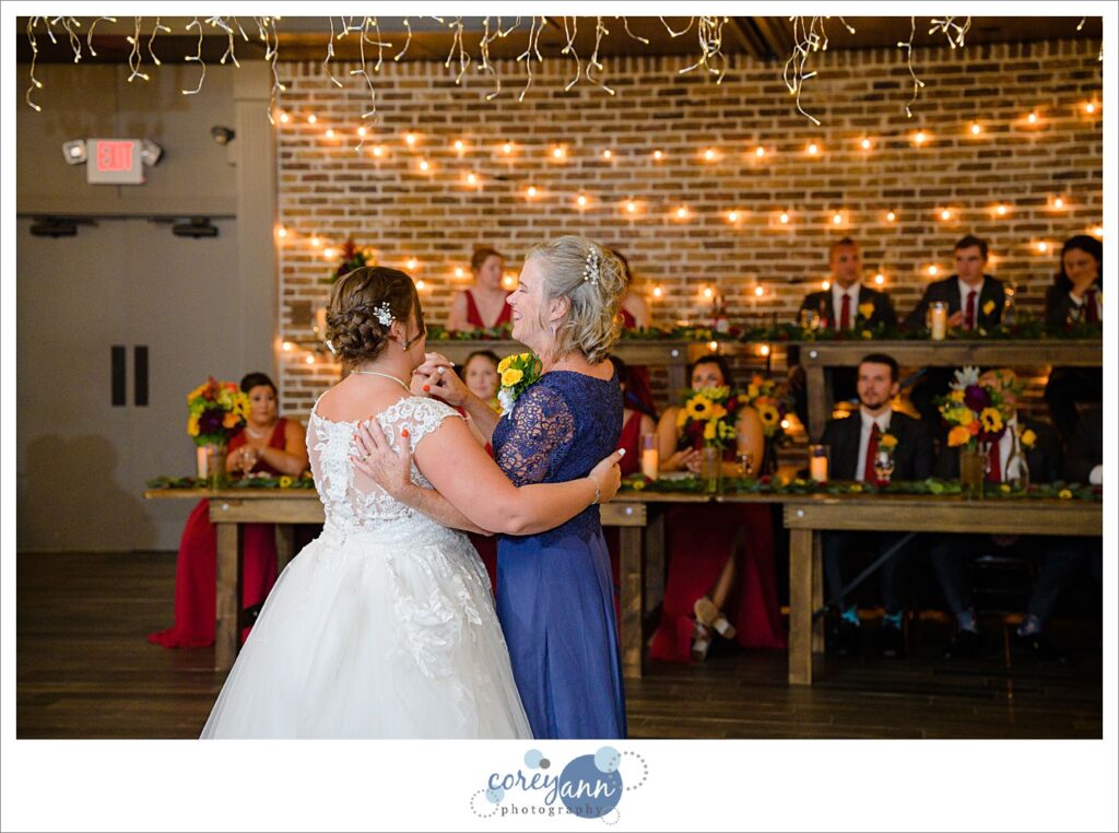 Mother and Daughter dance at wedding reception at Gather at the Lakes