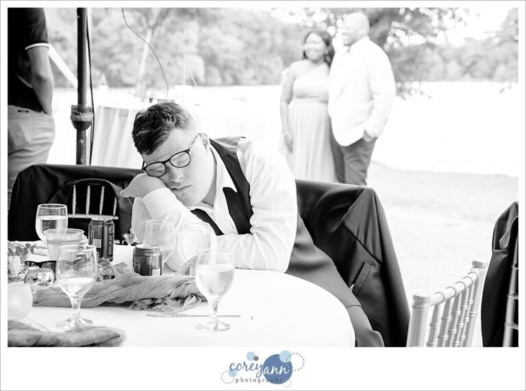 Wedding reception at Tudor House on Portage Lakes in Akron Ohio