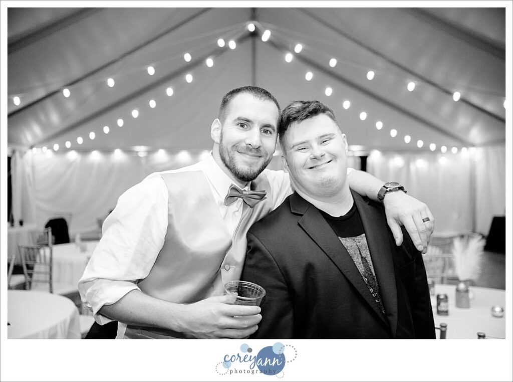 Wedding reception at Tudor House on Portage Lakes in Akron Ohio