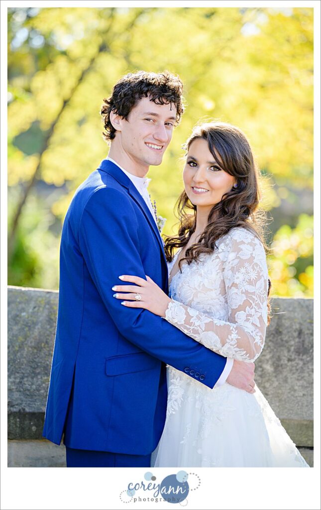 Relaxed wedding portrait in the afternoon on an october day with golden light in Cleveland Ohio